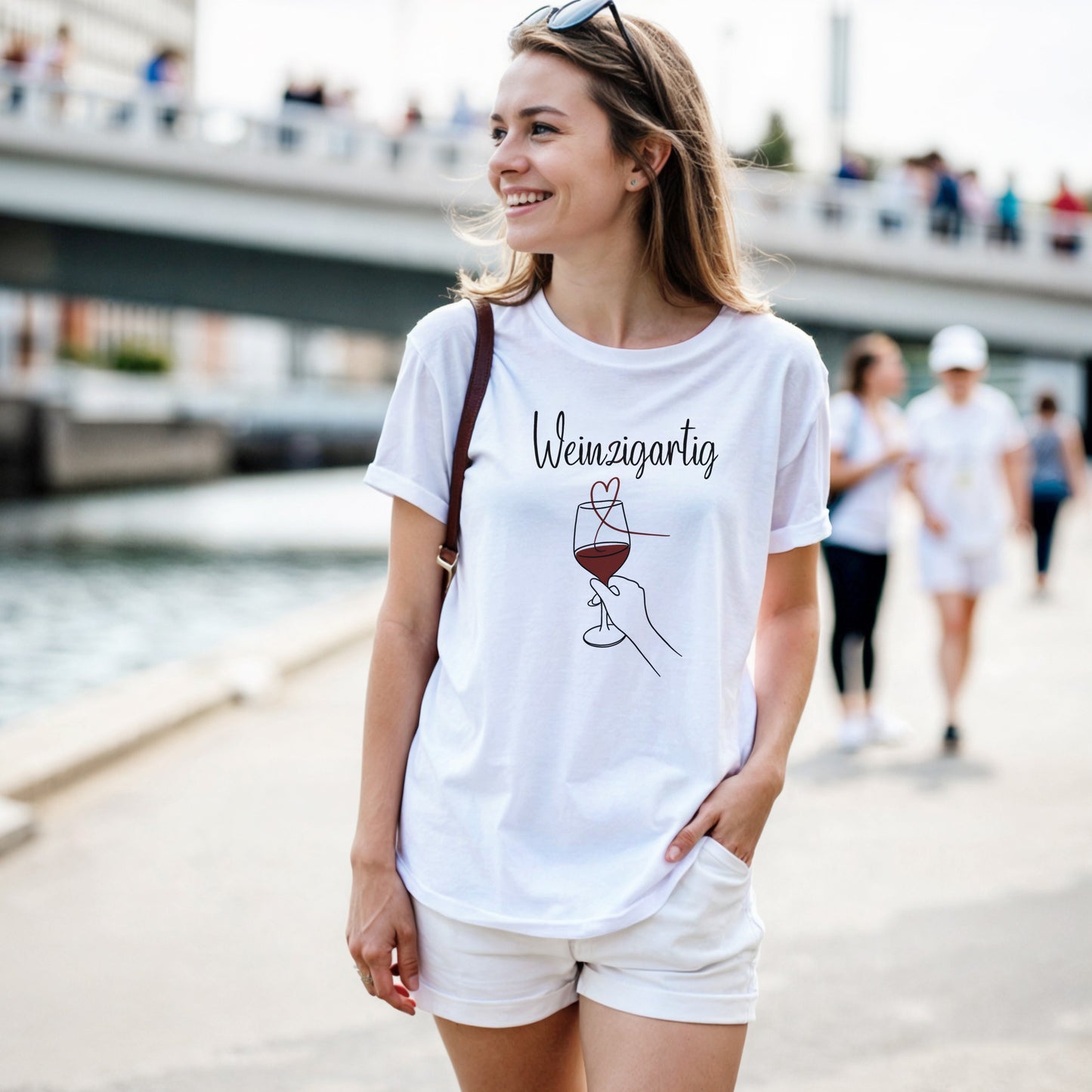 Weinzigartig Women's T-Shirt